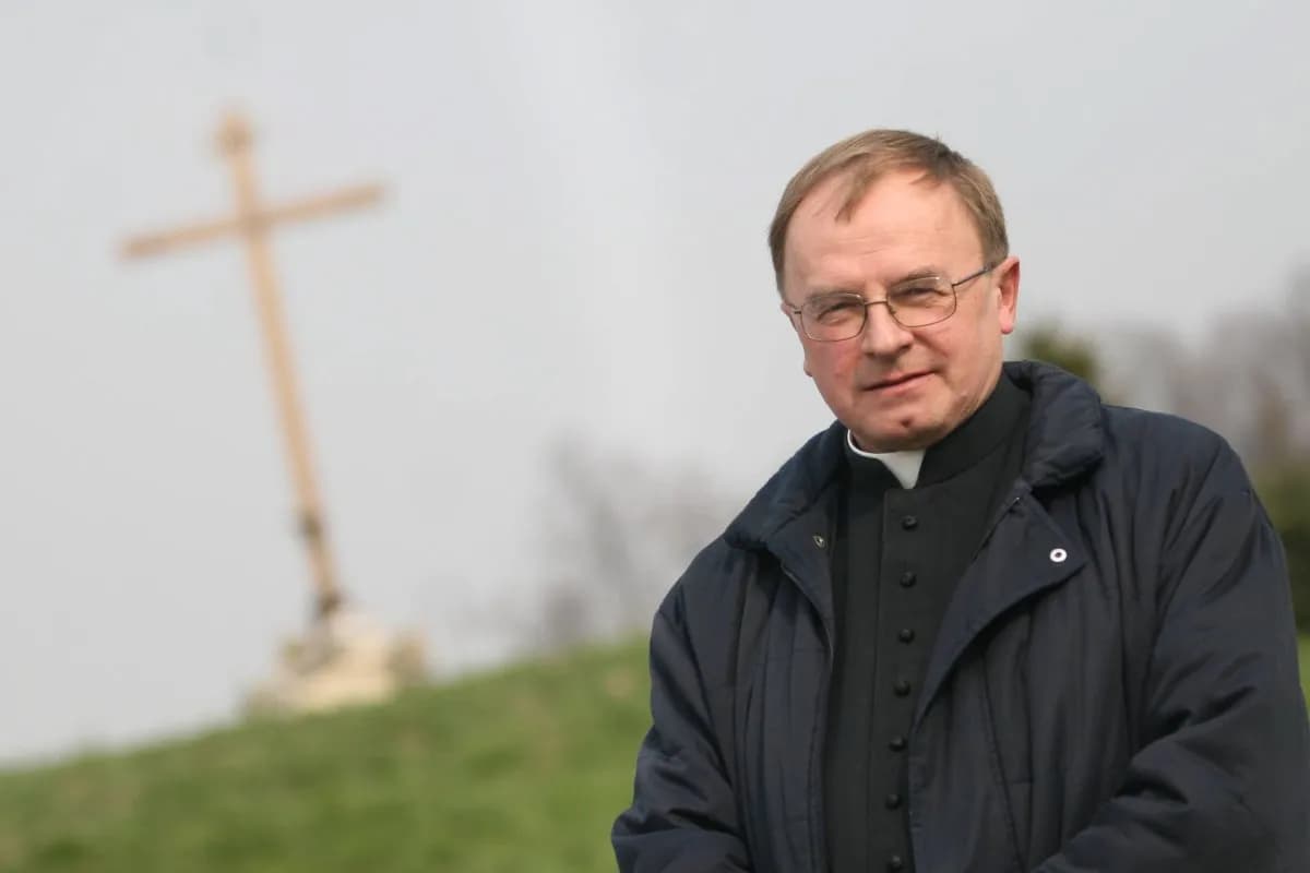 Ks. Jan Wodniak - wiek i życiorys znanego duchownego. Fakty